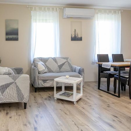 Sueni Apartman Ordacsehi Extérieur photo