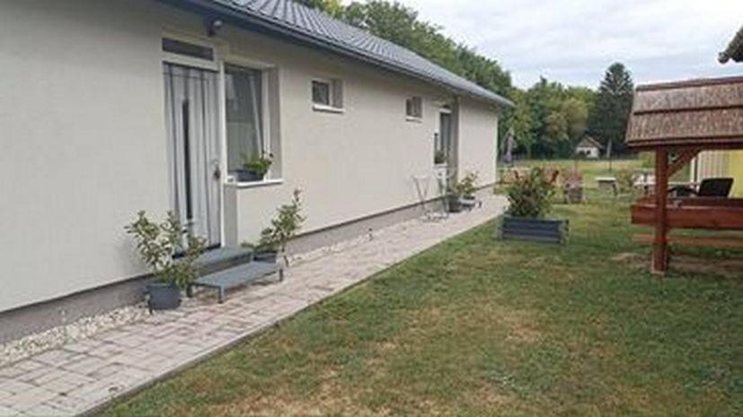 Sueni Apartman Ordacsehi Extérieur photo