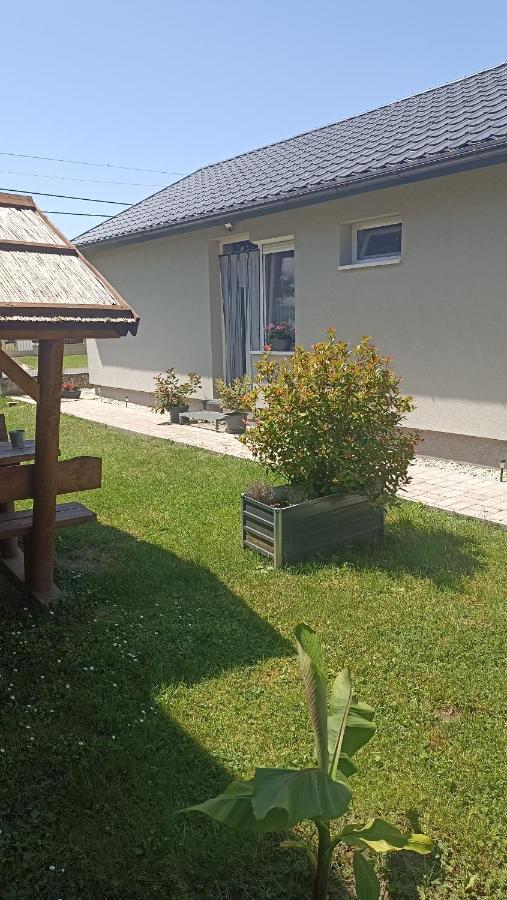 Sueni Apartman Ordacsehi Extérieur photo